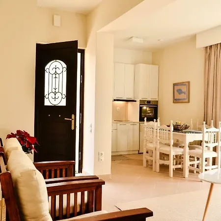 Sunrays Housing Διαμέρισμα