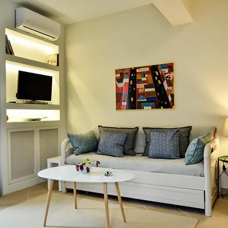 Sunrays Housing Apartamento Kalamata